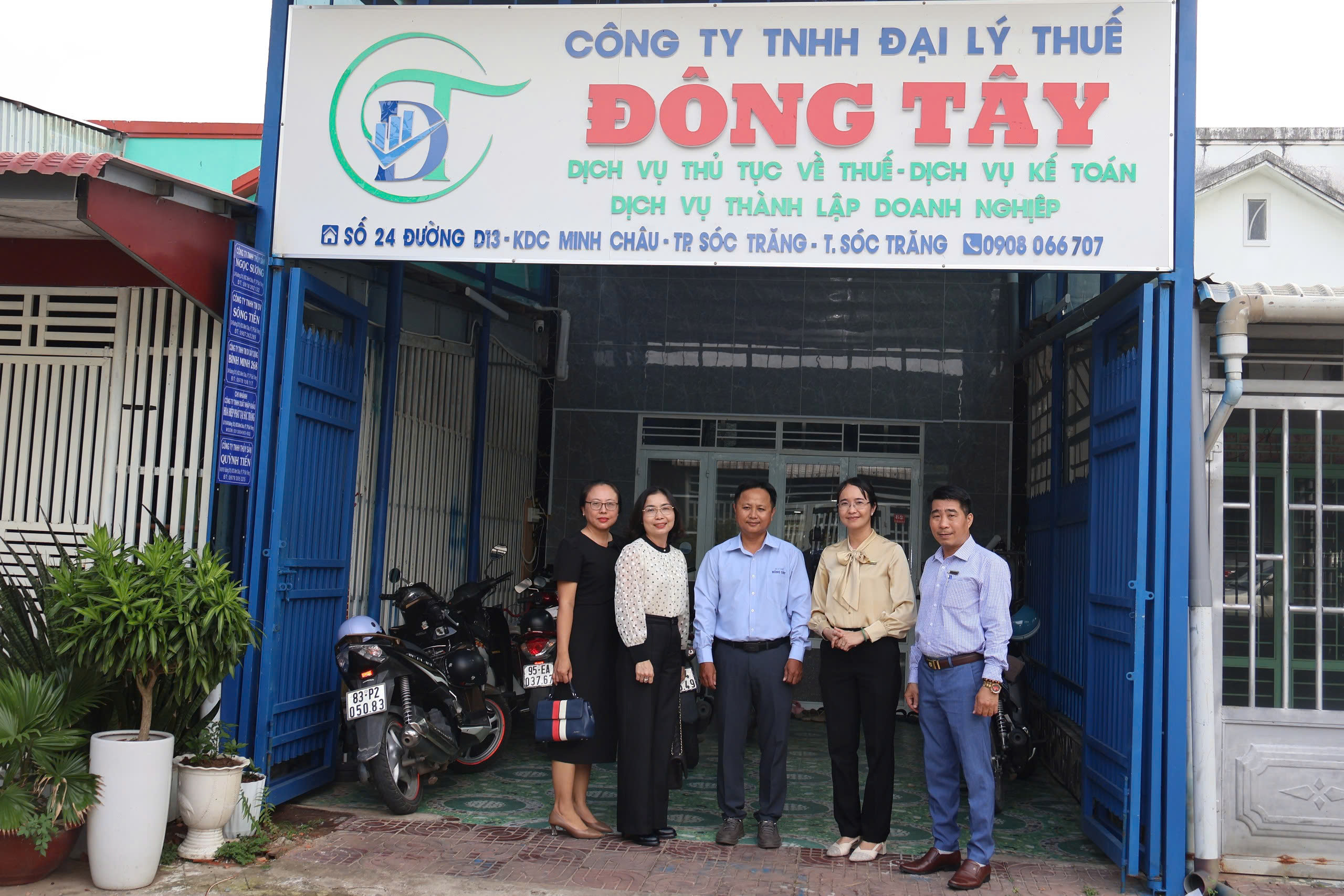 Trường Cao đẳng Cộng đồng Sóc Trăng tổ chức Đoàn thăm sinh viên khối Giáo dục nghề nghiệp thực tập tại Doanh nghiệp